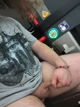 DrownMentallyyy online show from November 30, 2025, 7:12 am