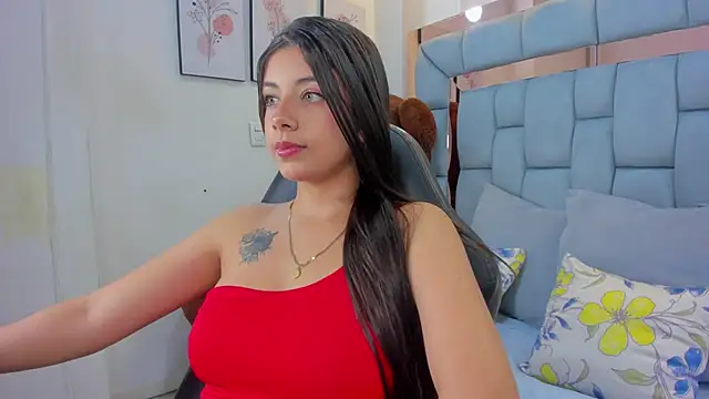 coraltaylor online show from February 25, 2026, 9:57 pm