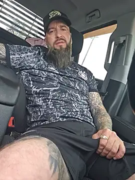 Beardedtattood online show from June 26, 2026, 11:58 am