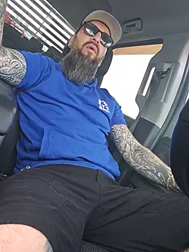 Beardedtattood online show from July 6, 2026, 12:02 pm