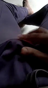 Snapshot of SuranSexy33 chatting on December 4, 2024, 10:46 am SuranSexy33 online show from December 4, 2024, 10:46 am