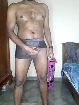 Snapshot of SuranSexy33 chatting on December 22, 2024, 8:27 am SuranSexy33 online show from December 22, 2024, 8:27 am