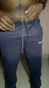 Snapshot of SuranSexy33 chatting on December 24, 2024, 5:44 pm SuranSexy33 online show from December 24, 2024, 5:44 pm