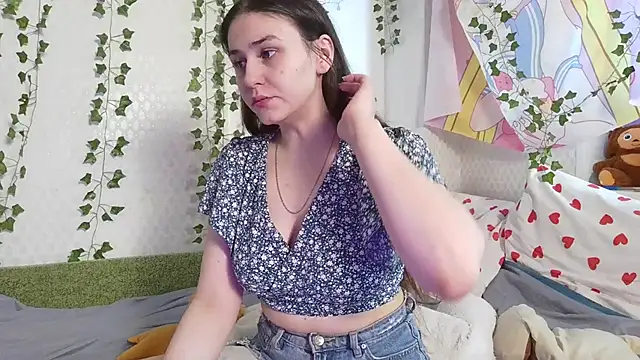 Snapshot of Mila_starx chatting on January 7, 2025, 6:05 am Mila starx online show from January 7, 2025, 6:05 am