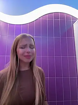 Snapshot of mur_girl chatting on December 21, 2024, 12:16 pm mur girl online show from December 21, 2024, 12:16 pm