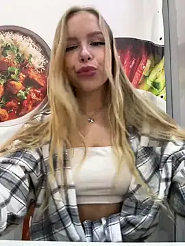 Snapshot of mur_girl chatting on January 12, 2025, 11:39 am mur girl online show from January 12, 2025, 11:39 am