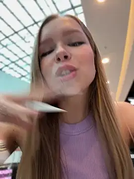 Snapshot of mur_girl chatting on January 15, 2025, 9:24 am mur girl online show from January 15, 2025, 9:24 am