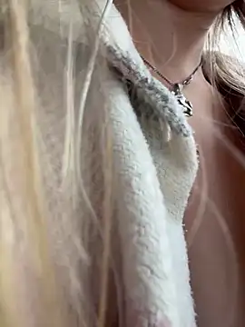 Snapshot of mur_girl chatting on September 14, 2025, 11:09 am mur girl online show from September 14, 2025, 11:09 am