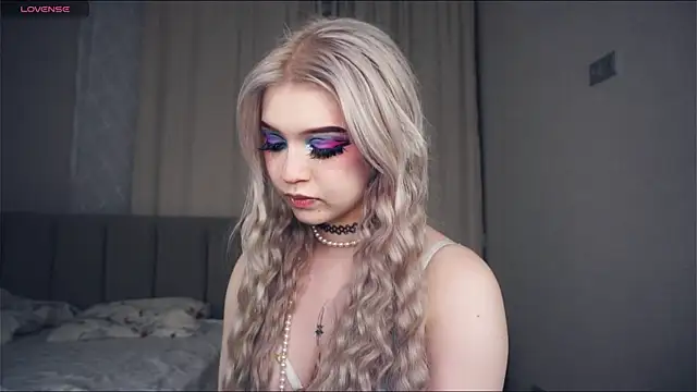 Snapshot of DarylGary chatting on October 27, 2025, 6:45 pm DarylGary online show from October 27, 2025, 6:45 pm