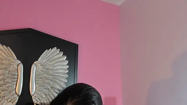 lupeebony online show from July 8, 2026, 7:51 pm