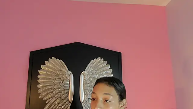 lupeebony online show from July 23, 2026, 8:18 pm