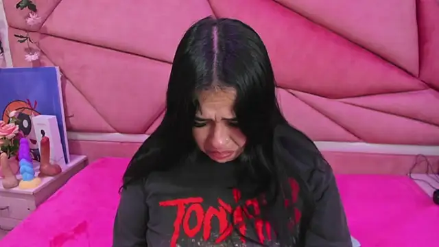 Snapshot of Victoria_Rossy chatting on September 12, 2025, 7:58 pm Victoria Rossy online show from September 12, 2025, 7:58 pm