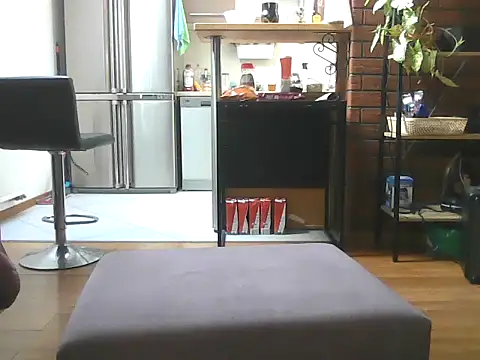 Nicetomeetyoubb online show from April 14, 2026, 5:02 am