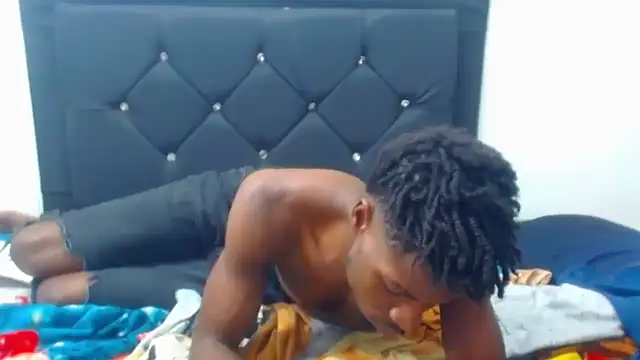 jaycolinss online show from November 17, 2025, 4:13 pm