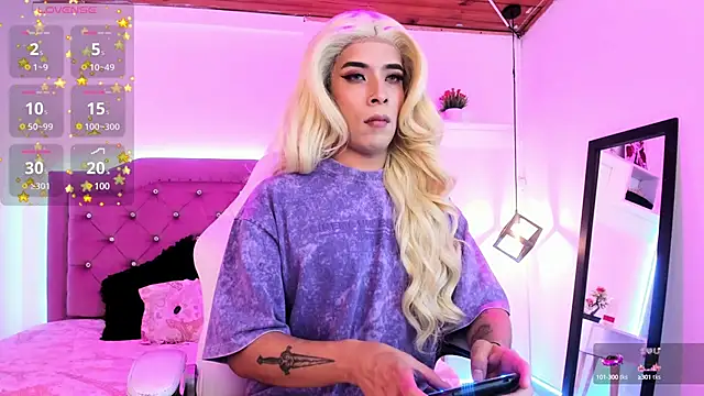 Snapshot of Nyx__Blackwood chatting on January 24, 2025, 4:59 am Nyx Blackwood online show from January 24, 2025, 4:59 am