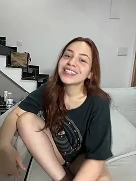 Snapshot of AgnesCampp chatting on February 25, 2025, 10:29 pm AgnesCampp online show from February 25, 2025, 10:29 pm