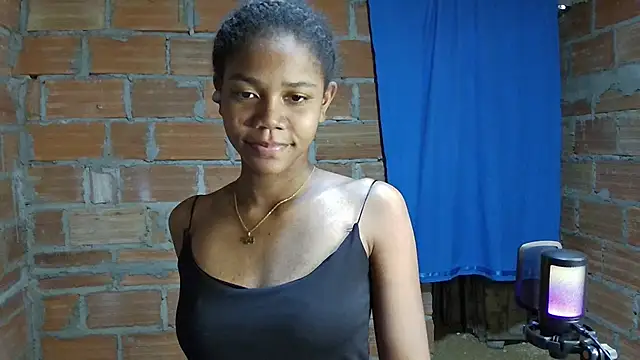 Snapshot of Luciia_cute chatting on December 2, 2025, 8:37 pm Luciia cute online show from December 2, 2025, 8:37 pm