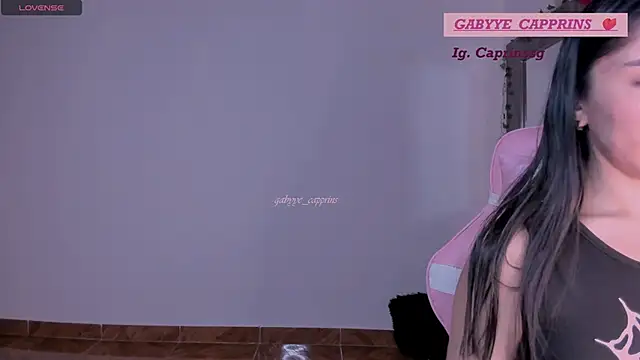 gabyye capprins online show from May 1, 2026, 1:21 am
