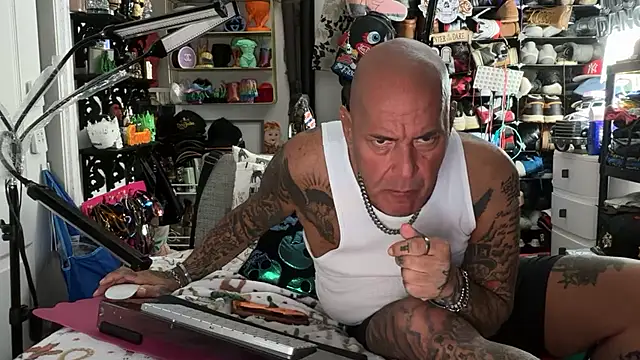 joeytatts66 online show from June 30, 2026, 2:34 am