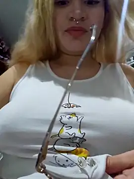 sadnessgyall online show from February 12, 2025, 5:26 am