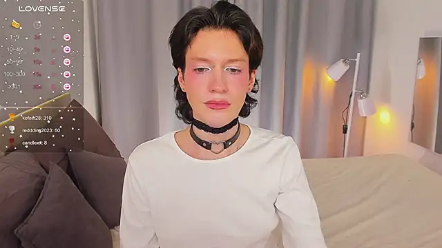 Kolette Gray online show from March 9, 2025, 7:48 pm