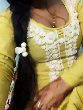 Snapshot of Sania-Love chatting on March 3, 2025, 6:01 pm Sania-Love online show from March 3, 2025, 6:01 pm