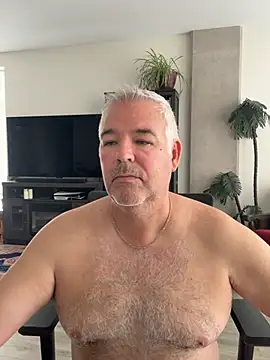 aarosteev2 online show from June 16, 2026, 12:52 pm