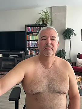 aarosteev2 online show from July 3, 2026, 12:33 pm