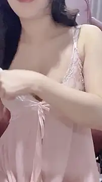 Snapshot of nenechuchu chatting on September 17, 2025, 5:09 am nenechuchu online show from September 17, 2025, 5:09 am