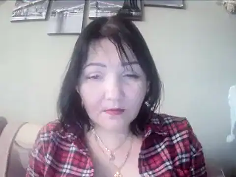 Snapshot of ClaireSunset chatting on March 6, 2025, 3:56 pm ClaireSunset online show from March 6, 2025, 3:56 pm