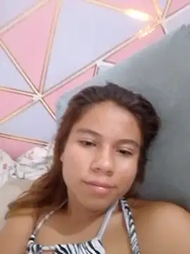 Snapshot of Naomi991 chatting on May 21, 2026, 12:50 am Naomi991 online show from May 21, 2026, 12:50 am