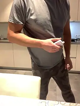 Snapshot of DonorDi chatting on January 10, 2025, 9:42 pm DonorDi online show from January 10, 2025, 9:42 pm