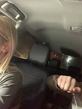 Snapshot of DonorDi chatting on February 2, 2025, 6:10 pm DonorDi online show from February 2, 2025, 6:10 pm