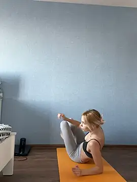 Snapshot of DonorDi chatting on February 23, 2025, 6:17 am DonorDi online show from February 23, 2025, 6:17 am