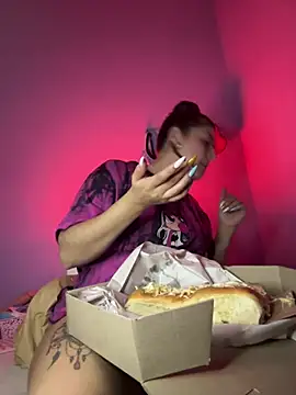 Toxicaxxxx online show from July 18, 2026, 1:21 am