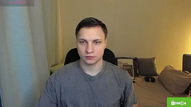 handsome guy01 online show from February 23, 2026, 4:48 pm