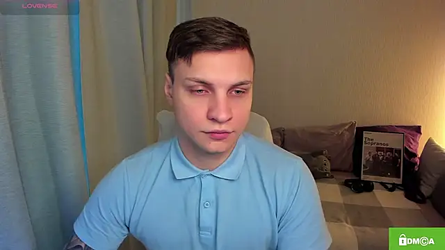 handsome guy01 online show from May 1, 2026, 3:22 am