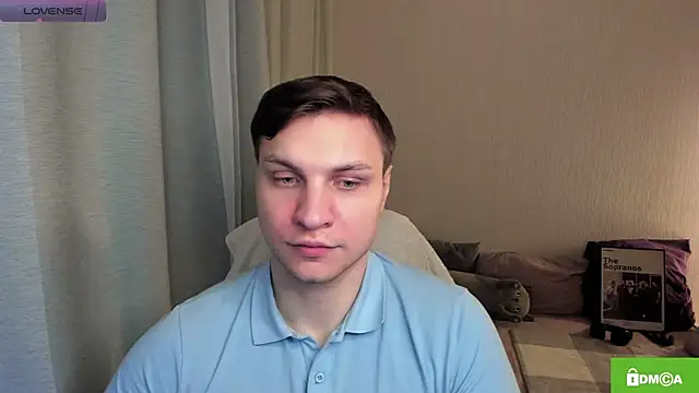 Snapshot of handsome_guy01 chatting on June 8, 2026, 10:43 pm handsome guy01 online show from June 8, 2026, 10:43 pm