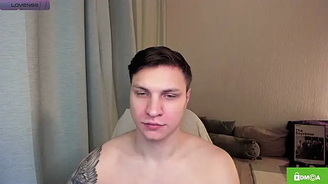 Snapshot of handsome_guy01 chatting on June 9, 2026, 10:10 pm handsome guy01 online show from June 9, 2026, 10:10 pm