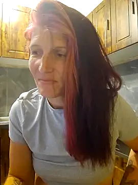 Snapshot of Lenchen_ chatting on May 24, 2026, 7:41 pm Lenchen online show from May 24, 2026, 7:41 pm