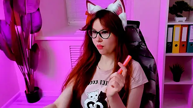 CarolGiggly online show from February 19, 2026, 1:40 pm