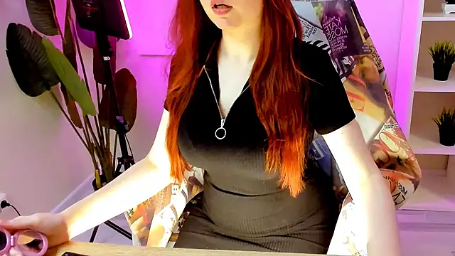CarolGiggly online show from April 29, 2026, 11:11 pm