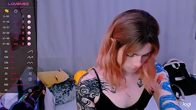 Alice Hells online show from April 29, 2026, 4:33 pm