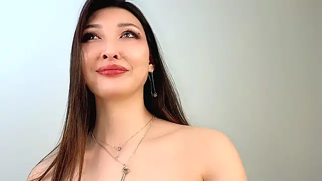 Snapshot of honey_yani chatting on December 4, 2025, 11:13 pm honey yani online show from December 4, 2025, 11:13 pm