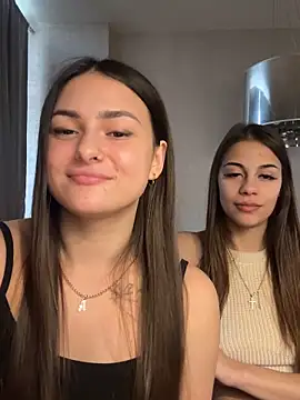 Snapshot of ShySonya chatting on October 2, 2025, 11:28 am ShySonya online show from October 2, 2025, 11:28 am