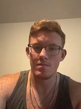 Snapshot of freckledginger369 chatting on December 18, 2025, 9:32 pm freckledginger369 online show from December 18, 2025, 9:32 pm