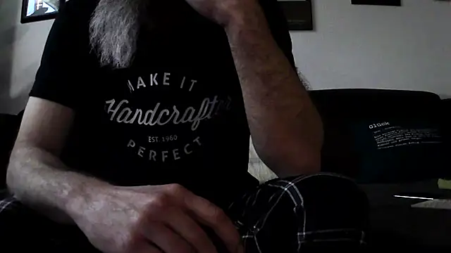 Snapshot of Kingsscepter chatting on January 20, 2025, 3:39 pm Kingsscepter online show from January 20, 2025, 3:39 pm