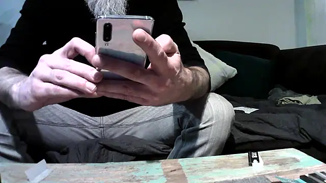 Snapshot of Kingsscepter chatting on January 27, 2025, 7:56 pm Kingsscepter online show from January 27, 2025, 7:56 pm