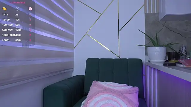 Snapshot of b3llaspringg chatting on June 14, 2026, 11:07 pm b3llaspringg online show from June 14, 2026, 11:07 pm
