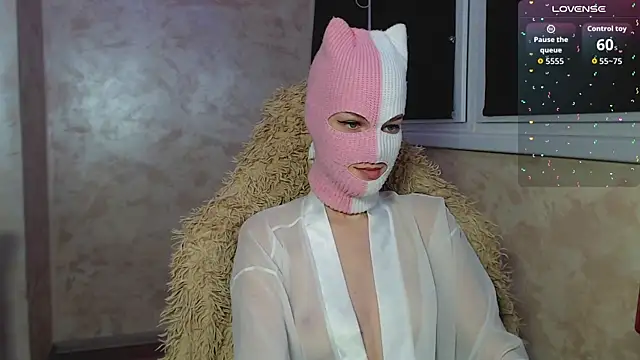 Snapshot of Domiiiniiicana chatting on September 17, 2025, 11:28 pm Domiiiniiicana online show from September 17, 2025, 11:28 pm